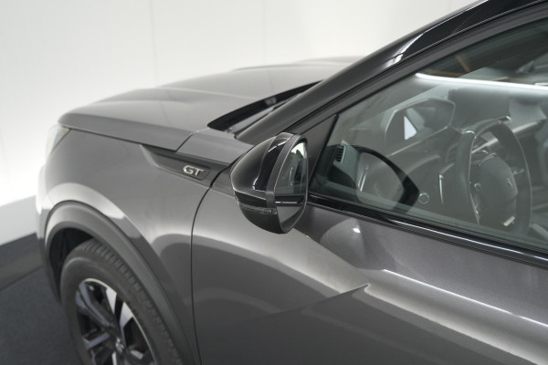 Peugeot 2008 PureTech 130 EAT8 GT | Camera | Dodehoekdetectie | Apple Carplay | Pack Winter
