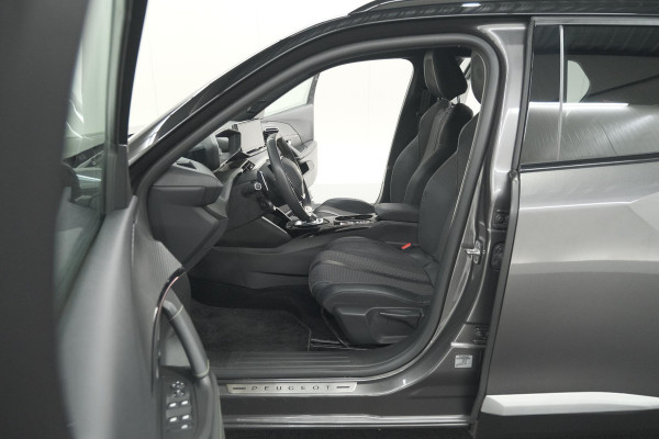 Peugeot 2008 PureTech 130 EAT8 GT | Camera | Dodehoekdetectie | Apple Carplay | Pack Winter