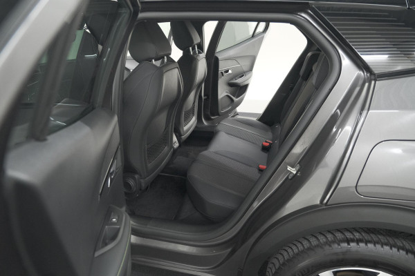 Peugeot 2008 PureTech 130 EAT8 GT | Camera | Dodehoekdetectie | Apple Carplay | Pack Winter
