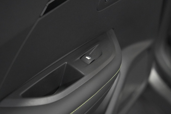 Peugeot 2008 PureTech 130 EAT8 GT | Camera | Dodehoekdetectie | Apple Carplay | Pack Winter