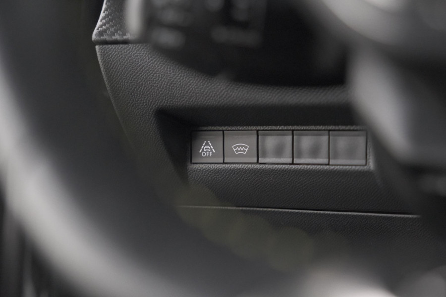 Peugeot 2008 PureTech 130 EAT8 GT | Camera | Dodehoekdetectie | Apple Carplay | Pack Winter