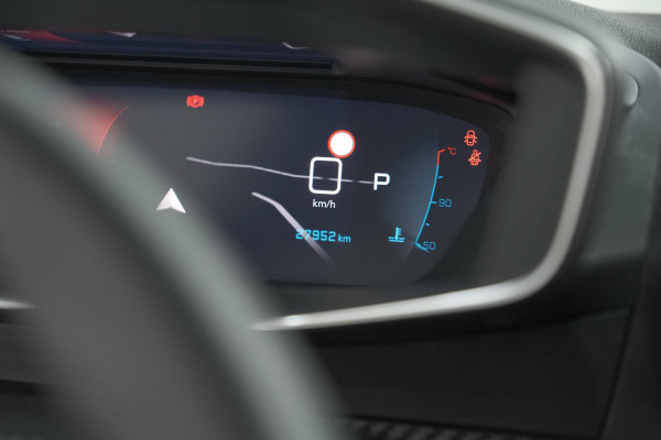 Peugeot 2008 PureTech 130 EAT8 GT | Camera | Dodehoekdetectie | Apple Carplay | Pack Winter