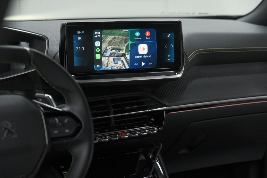 Peugeot 2008 PureTech 130 EAT8 GT | Camera | Dodehoekdetectie | Apple Carplay | Pack Winter