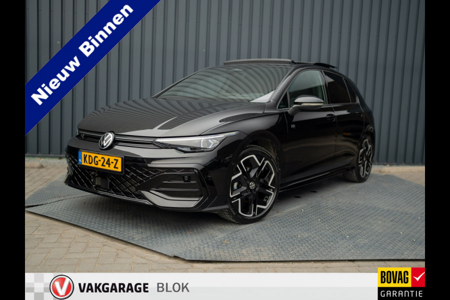 Volkswagen Golf 1.5 eTSI R-Line Edition | Panodak | IQ Light | Trekhaak wegkl. | Harman/Kardon | Head Up | Prijs Rijklaar!!