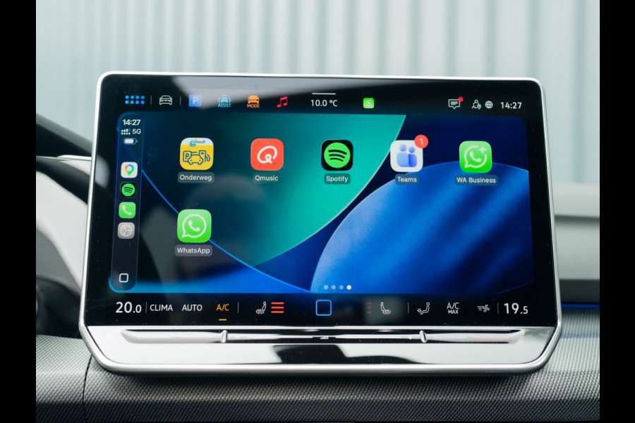 Volkswagen Golf 1.5 eTSI R-Line Edition | Panodak | IQ Light | Trekhaak wegkl. | Harman/Kardon | Head Up | Prijs Rijklaar!!