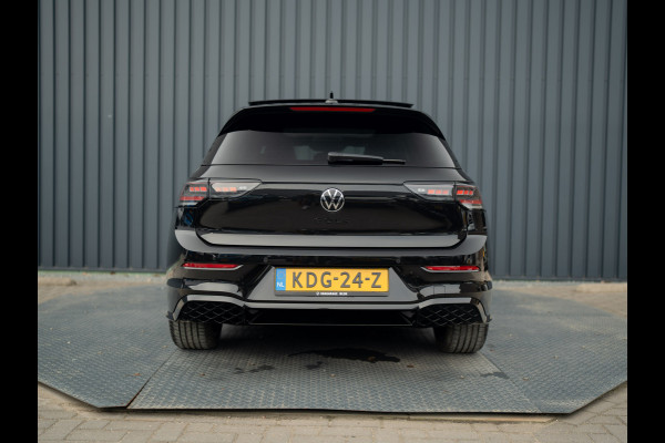 Volkswagen Golf 1.5 eTSI R-Line Edition | Panodak | IQ Light | Trekhaak wegkl. | Harman/Kardon | Head Up | Prijs Rijklaar!!