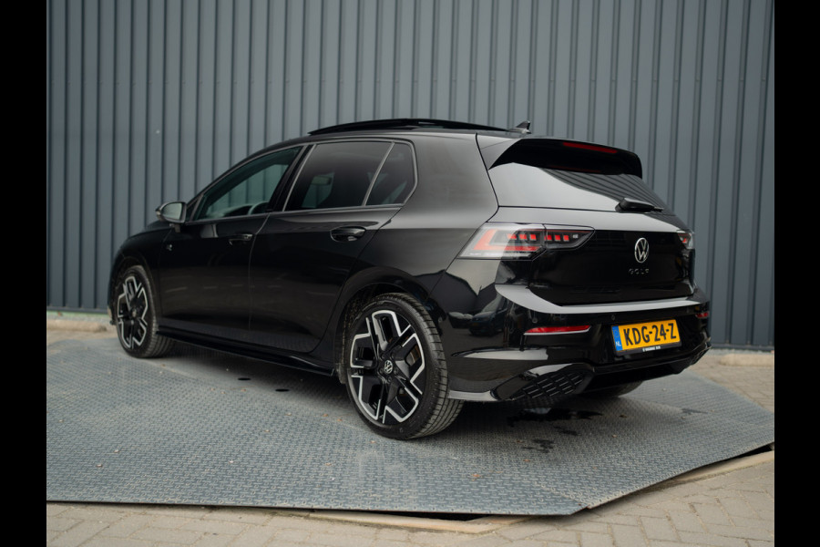 Volkswagen Golf 1.5 eTSI R-Line Edition | Panodak | IQ Light | Trekhaak wegkl. | Harman/Kardon | Head Up | Prijs Rijklaar!!