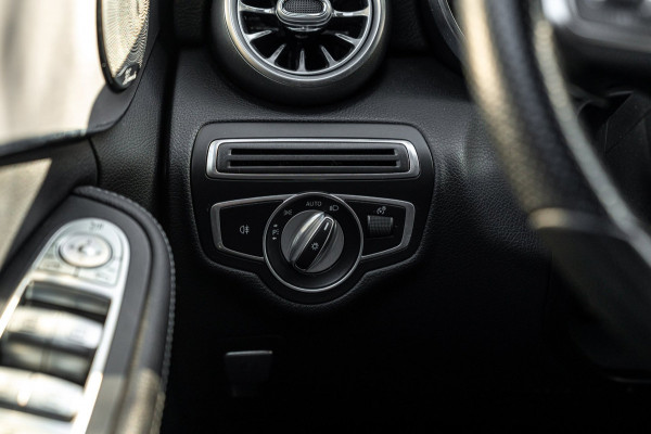 Mercedes-Benz C-Klasse Estate 180 AMG | MY 2019 | NL - Auto | Leer | Trekhaak