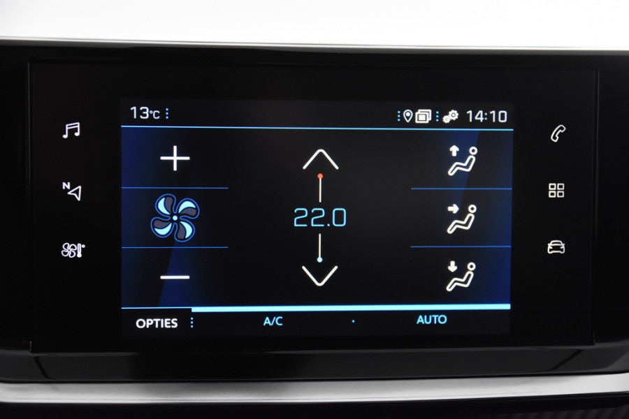 Peugeot 2008 1.5 BlueHDi Style *1ste Eigenaar*Navigatie*Trekhaak*Stoelverwarming*