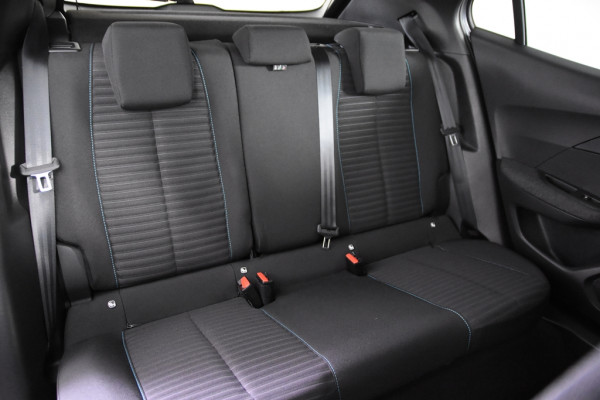 Peugeot 2008 1.5 BlueHDi Style *1ste Eigenaar*Navigatie*Trekhaak*Stoelverwarming*