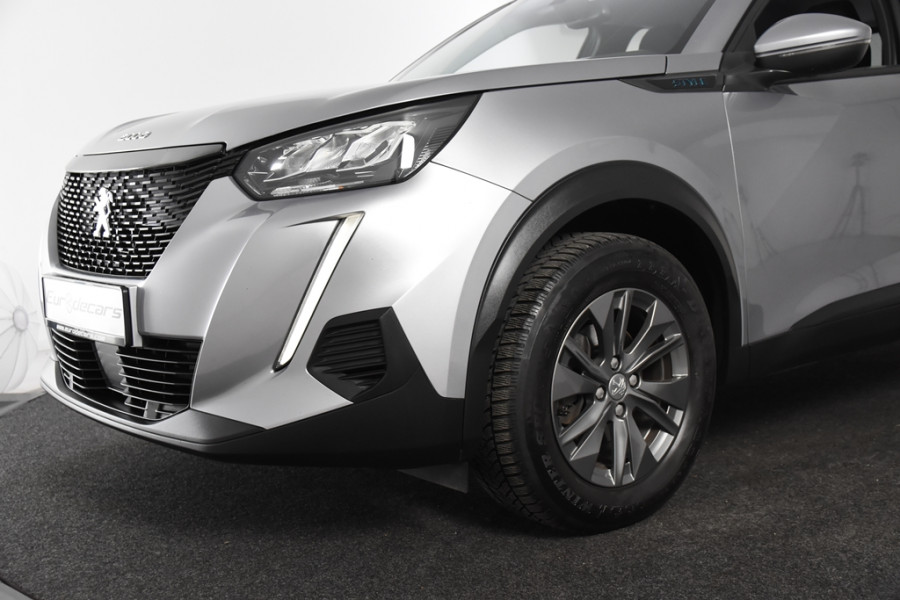 Peugeot 2008 1.5 BlueHDi Style *1ste Eigenaar*Navigatie*Trekhaak*Stoelverwarming*