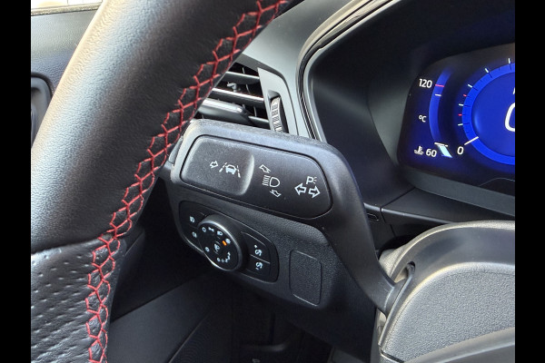 Ford Focus 1.5 ST Line X Business / Automaat / Carplay / Camera / Keyless / Sensoren V+A /