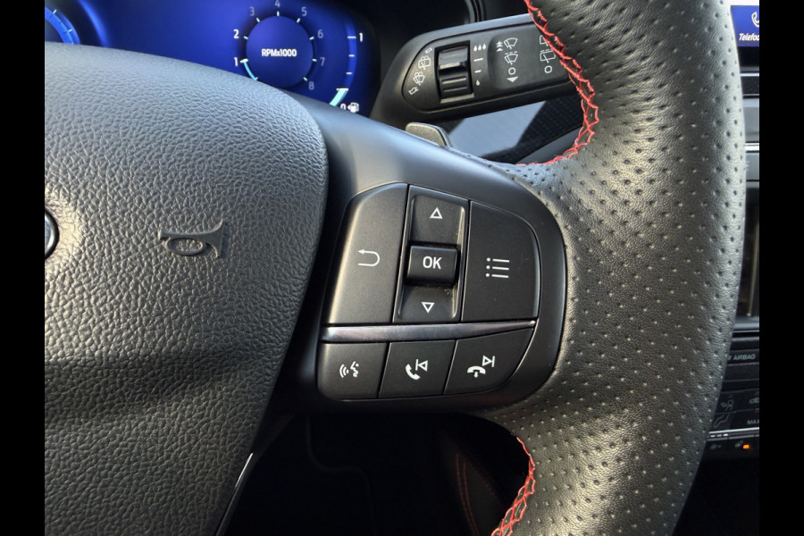 Ford Focus 1.5 ST Line X Business / Automaat / Carplay / Camera / Keyless / Sensoren V+A /