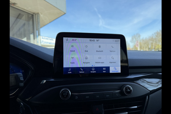 Ford Focus 1.5 ST Line X Business / Automaat / Carplay / Camera / Keyless / Sensoren V+A /
