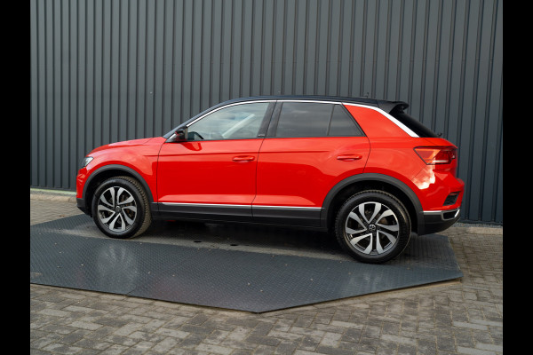 Volkswagen T-Roc 1.5 TSI Active | Stoelverw. | Apple Carplay / Android Auto | Prijs Rijklaar!!