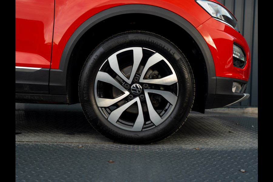 Volkswagen T-Roc 1.5 TSI Active | Stoelverw. | Apple Carplay / Android Auto | Prijs Rijklaar!!