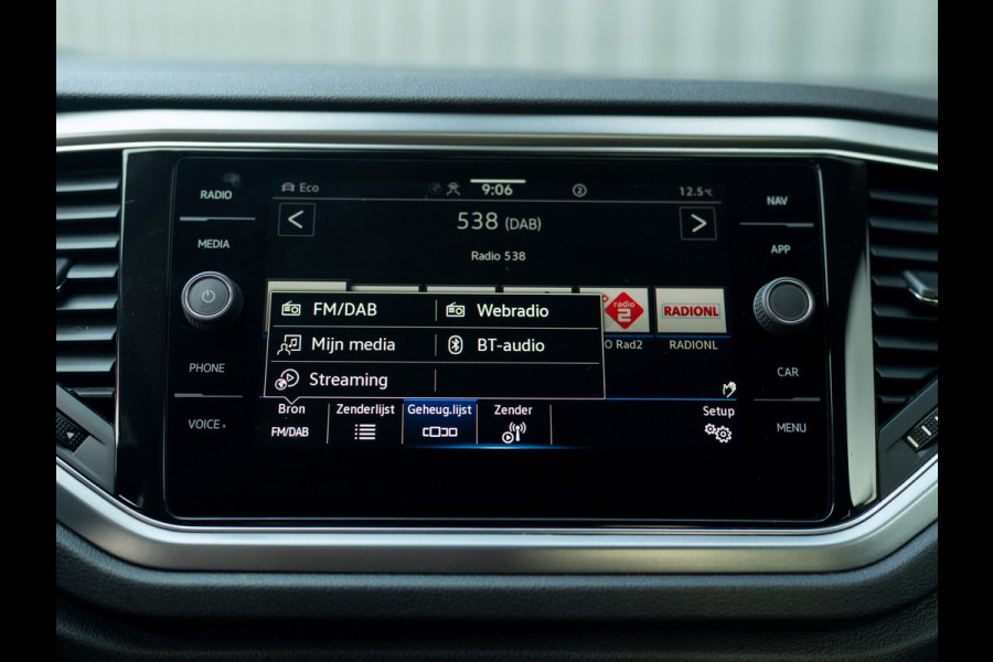 Volkswagen T-Roc 1.5 TSI Active | Stoelverw. | Apple Carplay / Android Auto | Prijs Rijklaar!!