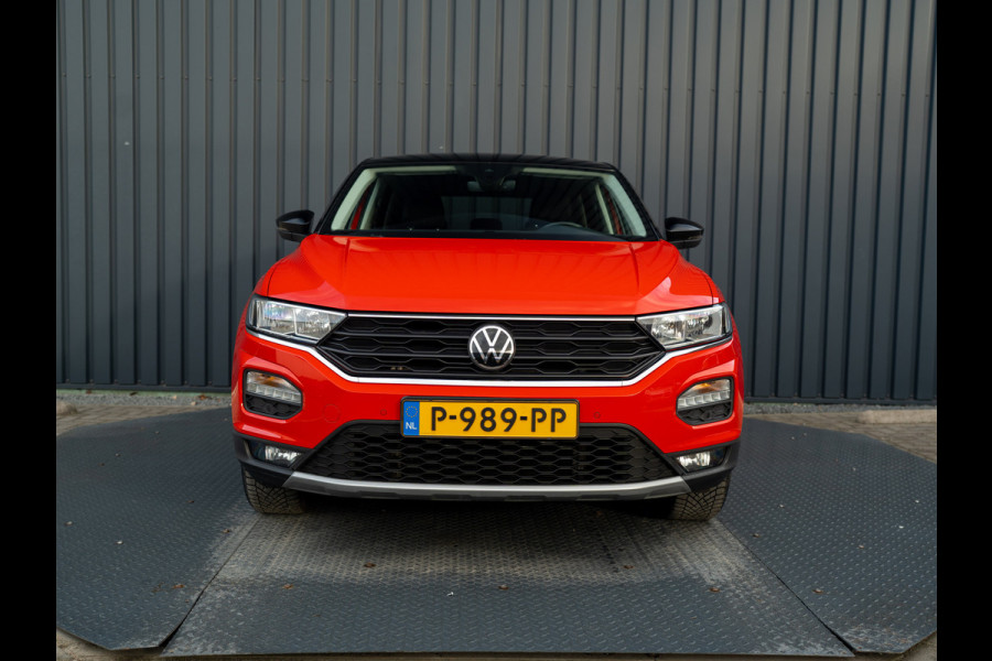 Volkswagen T-Roc 1.5 TSI Active | Stoelverw. | Apple Carplay / Android Auto | Prijs Rijklaar!!