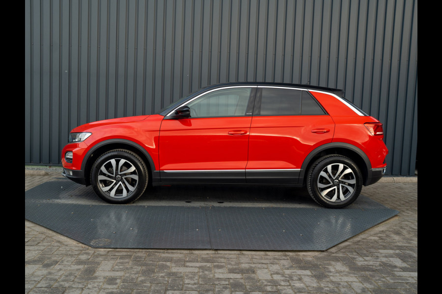Volkswagen T-Roc 1.5 TSI Active | Stoelverw. | Apple Carplay / Android Auto | Prijs Rijklaar!!