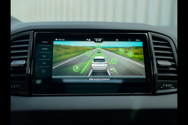 Škoda Karoq 1.5 TSI ACT Sportline Business | Pano | Trekhaak wegkl. | Stoelgeheugen | 360 Camera | Prijs Rijklaar!!