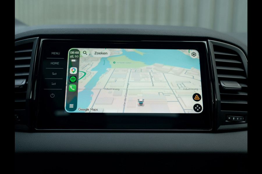 Škoda Karoq 1.5 TSI ACT Sportline Business | Pano | Trekhaak wegkl. | Stoelgeheugen | 360 Camera | Prijs Rijklaar!!