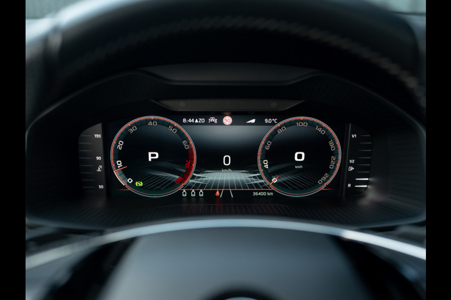 Škoda Karoq 1.5 TSI ACT Sportline Business | Pano | Trekhaak wegkl. | Stoelgeheugen | 360 Camera | Prijs Rijklaar!!