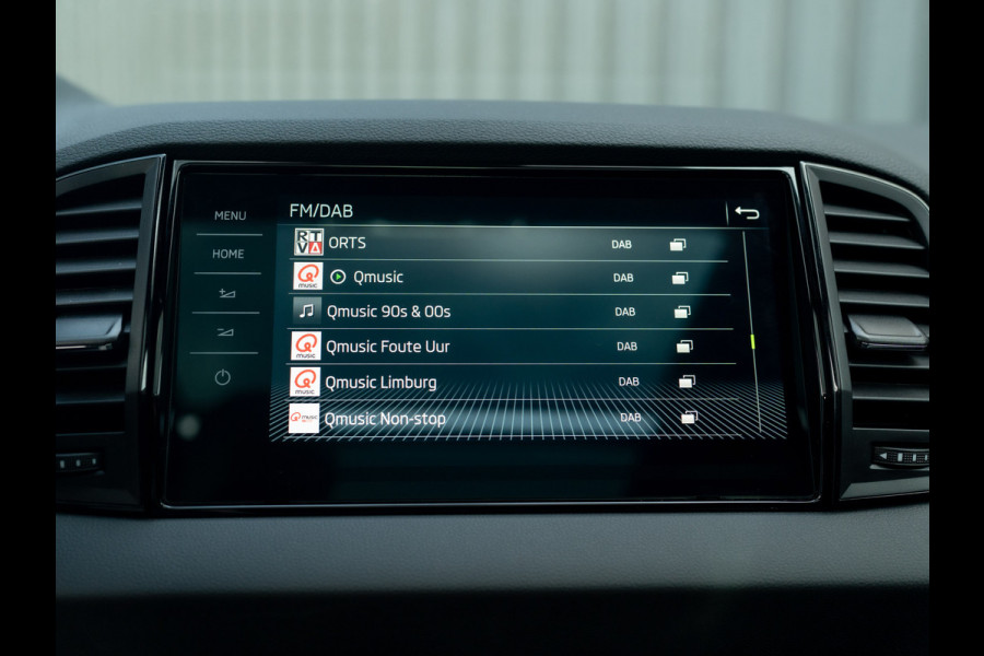 Škoda Karoq 1.5 TSI ACT Sportline Business | Pano | Trekhaak wegkl. | Stoelgeheugen | 360 Camera | Prijs Rijklaar!!