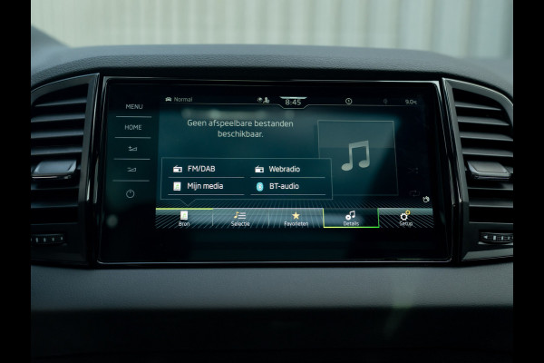 Škoda Karoq 1.5 TSI ACT Sportline Business | Pano | Trekhaak wegkl. | Stoelgeheugen | 360 Camera | Prijs Rijklaar!!