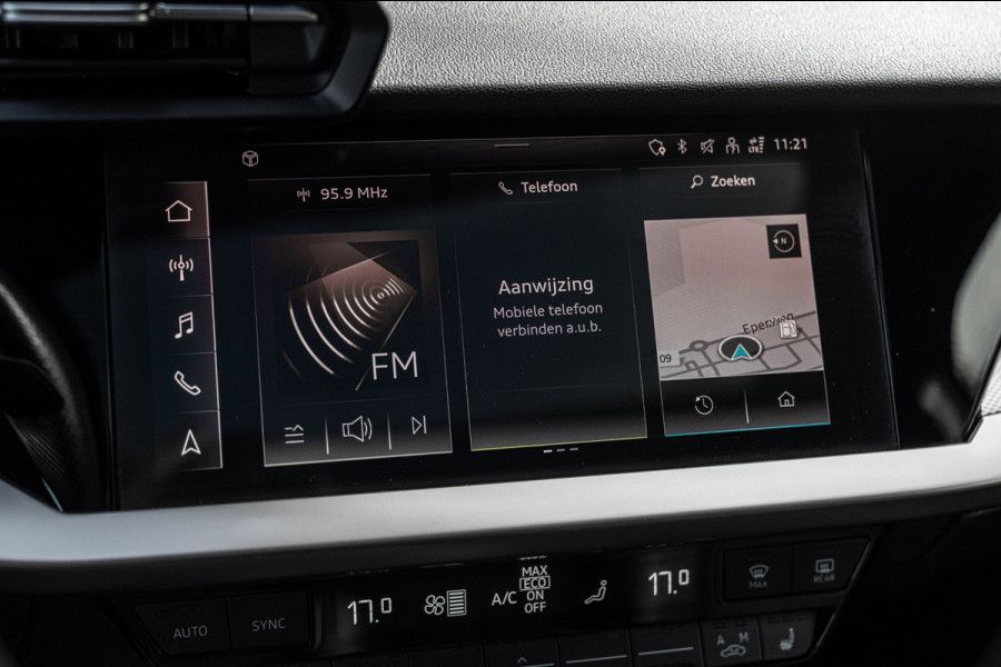 Audi A3 Limousine 30 TFSI S Edition 110 PK Aut. 2x S-Line Pano LED Matrix Trekhaak 17''