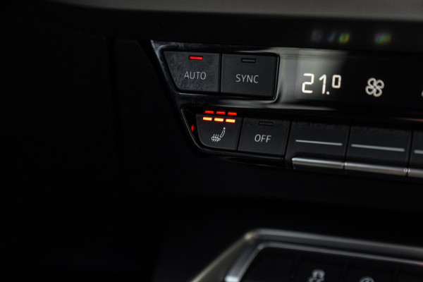 Audi A3 Limousine 30 TFSI S Edition 110 PK Aut. 2x S-Line Pano LED Matrix Trekhaak 17''