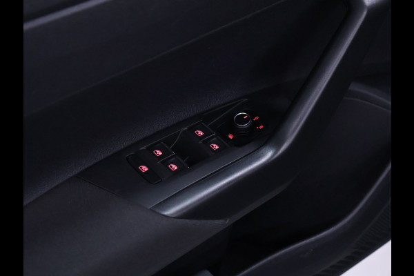 Volkswagen Polo 1.0 TSI Highline [APPLE CARPLAY, ANDROID AUTO, AUTOMATISCH DIMLICHT, CLIMATE CONTROL, CRUISE CONTROL, NIEUWSTAAT]