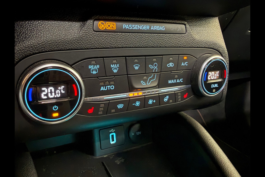 Ford Focus 1.5 EcoBoost ST Line Business | 184PK | Pano | Full LED | Comfort-Pack | Winter-Pack | ST Styling-Pack | SYNC3-APPLink