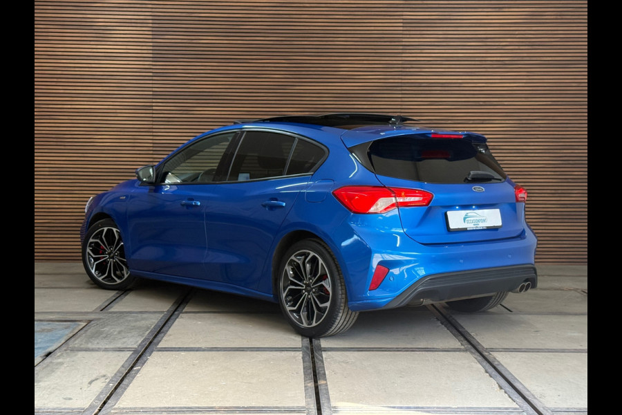 Ford Focus 1.5 EcoBoost ST Line Business | 184PK | Pano | Full LED | Comfort-Pack | Winter-Pack | ST Styling-Pack | SYNC3-APPLink