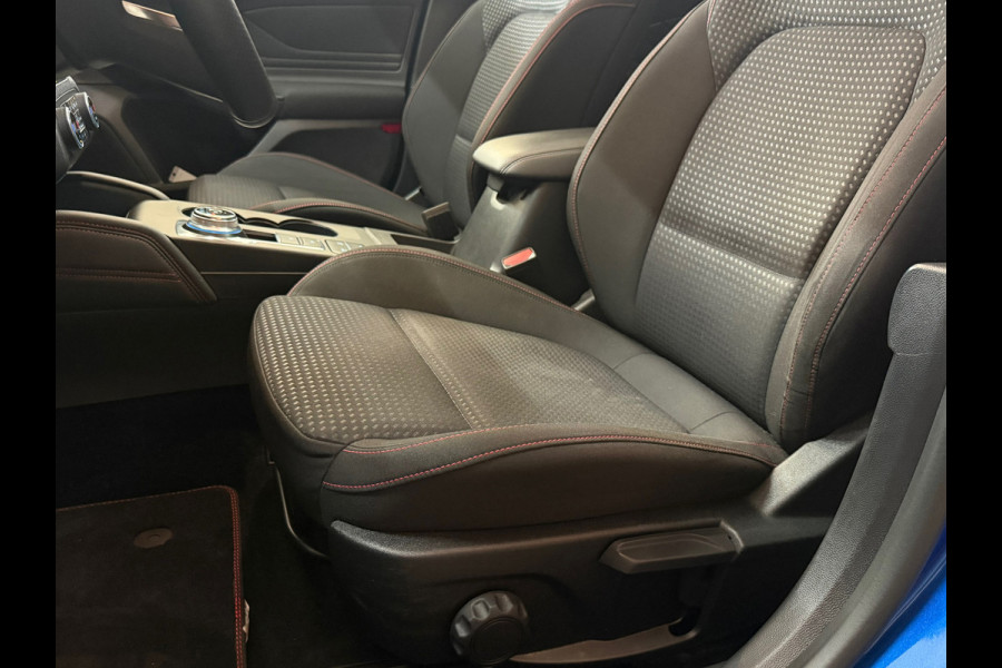 Ford Focus 1.5 EcoBoost ST Line Business | 184PK | Pano | Full LED | Comfort-Pack | Winter-Pack | ST Styling-Pack | SYNC3-APPLink