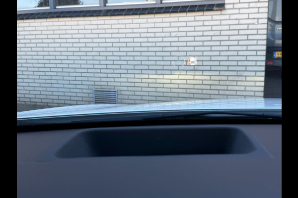 Mercedes-Benz A-Klasse 200 Premium AMG PAKKET l SFEERVERL. l PANO