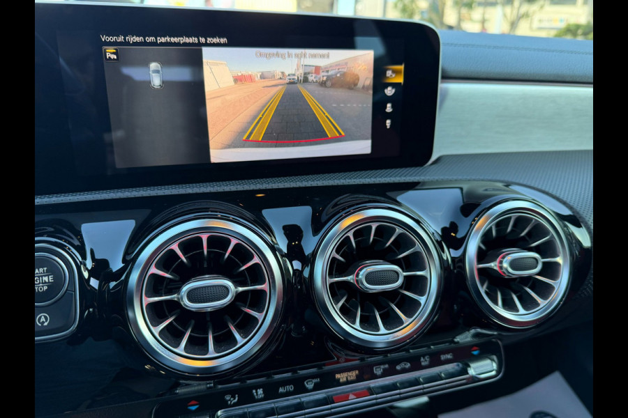 Mercedes-Benz A-Klasse 200 Premium AMG PAKKET l SFEERVERL. l PANO