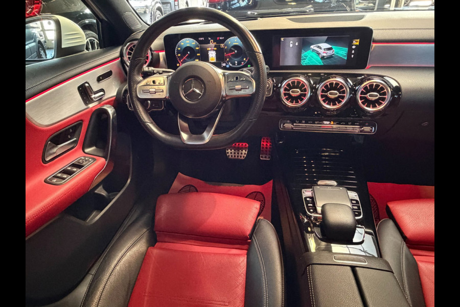 Mercedes-Benz A-Klasse 200 Premium AMG PAKKET l SFEERVERL. l PANO