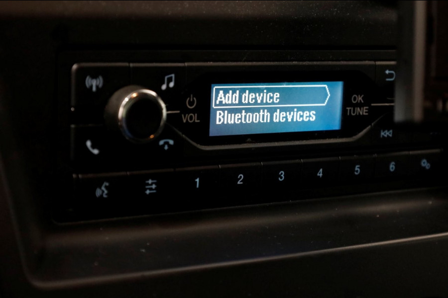 Ford Transit 350 2.0 TDCI 130pk Bakwagen met achterdeuren 2-Persoons 12-2020