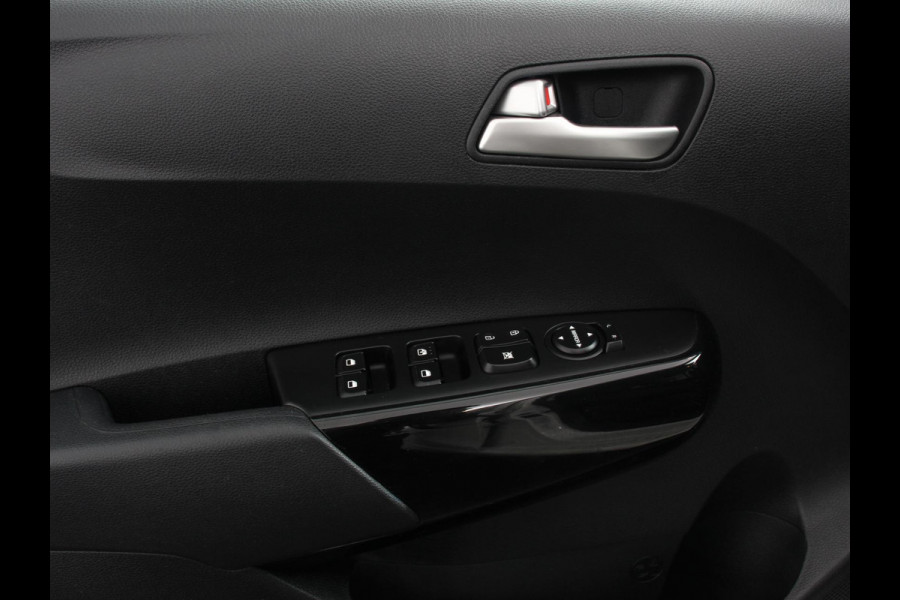 Kia Picanto 1.0 DPi Automaat DynamicLine Navigatie Apple Carplay/Android Auto Airco Camera DAB Lichtmetalen velgen Bluetooth