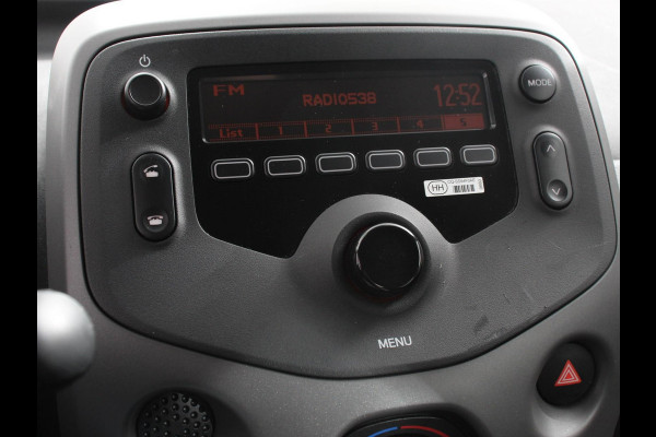 Peugeot 108 1.0 e-VTi Active Airco Bluetooth Led DAB 5 deurs
