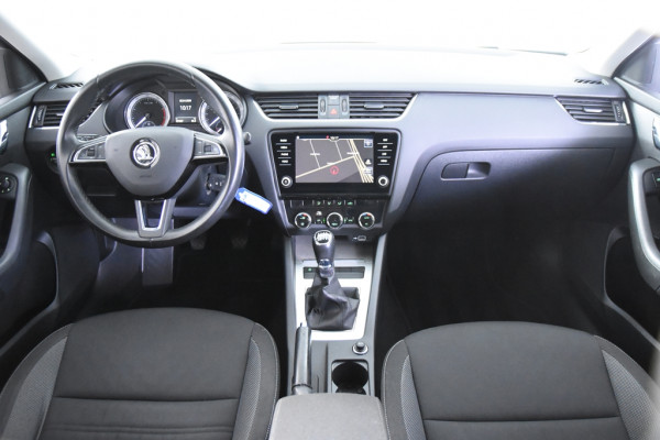 Škoda Octavia Combi 1.0 TSI Greentech Ambition *1ste Eigenaar*Navigatie*PDC*Trekhaak*