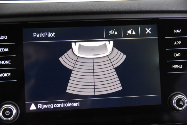 Škoda Octavia Combi 1.0 TSI Greentech Ambition *1ste Eigenaar*Navigatie*PDC*Trekhaak*