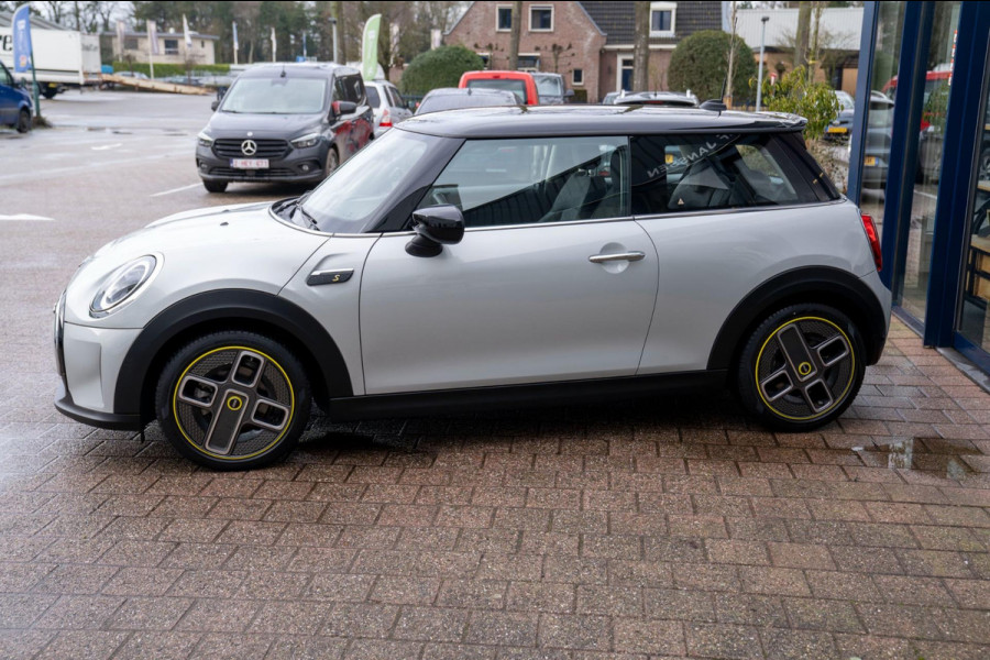 MINI Mini Electric Business Edition 33 kWh|Prijs rijklaar incl. 12 mnd garantie||Bluetooth NAV LMV Parkeersensoren achter Camera