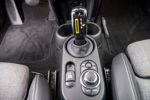 MINI Mini Electric Business Edition 33 kWh|Prijs rijklaar incl. 12 mnd garantie||Bluetooth NAV LMV Parkeersensoren achter Camera