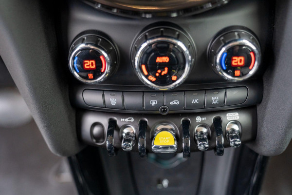 MINI Mini Electric Business Edition 33 kWh|Prijs rijklaar incl. 12 mnd garantie||Bluetooth NAV LMV Parkeersensoren achter Camera