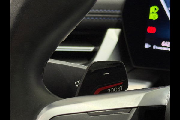 BMW X1 BMW sDrive20i M Sport Pano Sportstoelen ACC Trekhaak Navi LED Camera Carplay