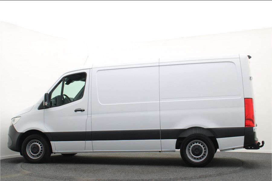 Mercedes-Benz Sprinter 317 CDI Aut. L2H1 Leer, 3-Zits, Camera, Standkachel, Airco, Cruise, Apple Carplay, Trekhaak