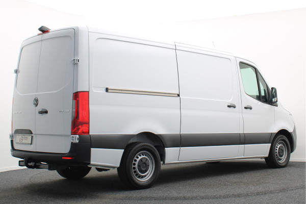 Mercedes-Benz Sprinter 317 CDI Aut. L2H1 Leer, 3-Zits, Camera, Standkachel, Airco, Cruise, Apple Carplay, Trekhaak