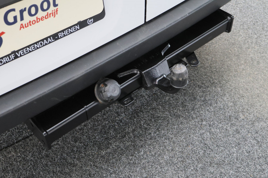 Mercedes-Benz Sprinter 317 CDI Aut. L2H1 Leer, 3-Zits, Camera, Standkachel, Airco, Cruise, Apple Carplay, Trekhaak