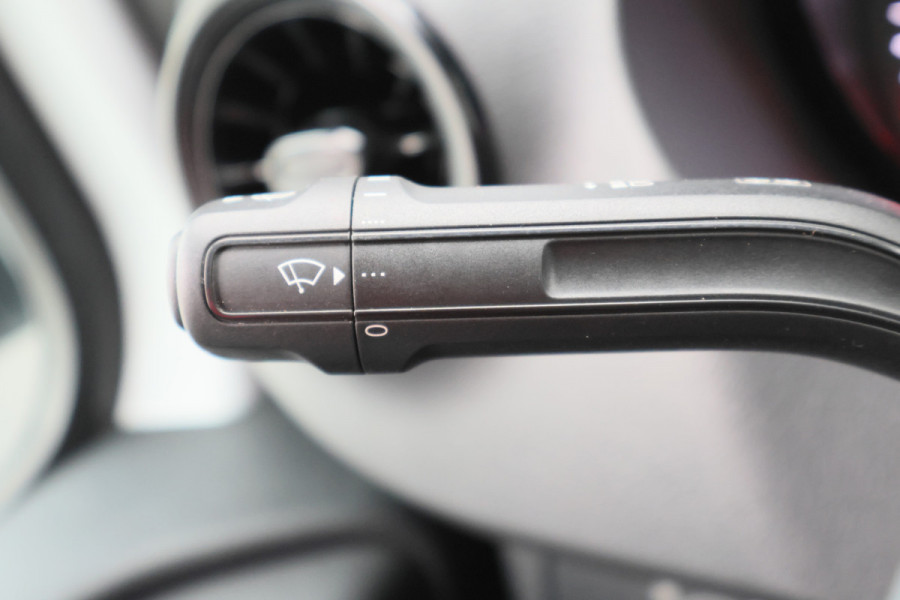 Mercedes-Benz Sprinter 317 CDI Aut. L2H1 Leer, 3-Zits, Camera, Standkachel, Airco, Cruise, Apple Carplay, Trekhaak